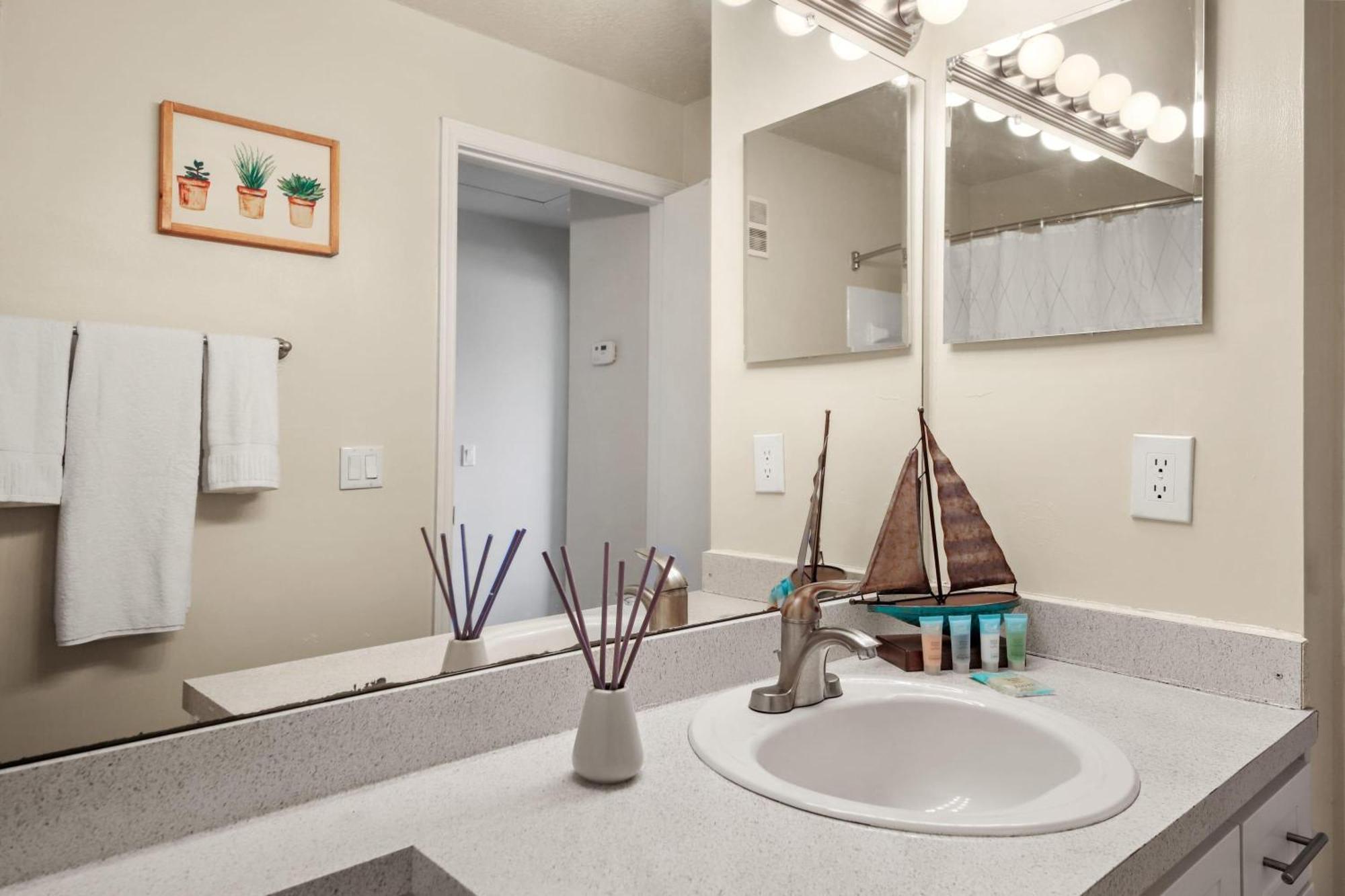 Viagem Beautiful 2Br W Balcony Pool Gym Tennis Bradenton Exterior photo